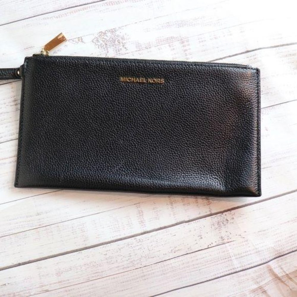 Michael Kors Large Wristlet Leather - Picture 2 of 6